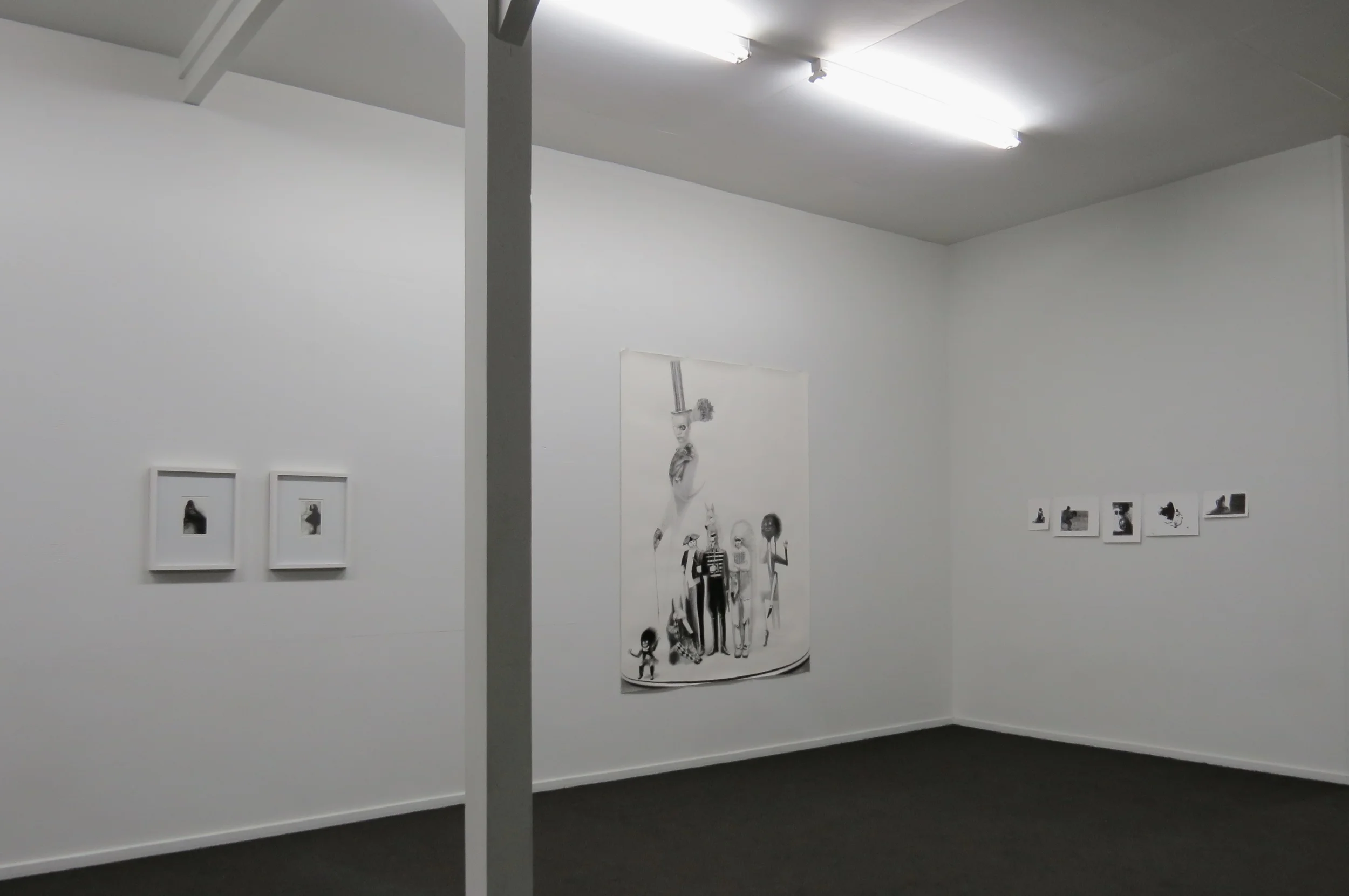  Installation view 