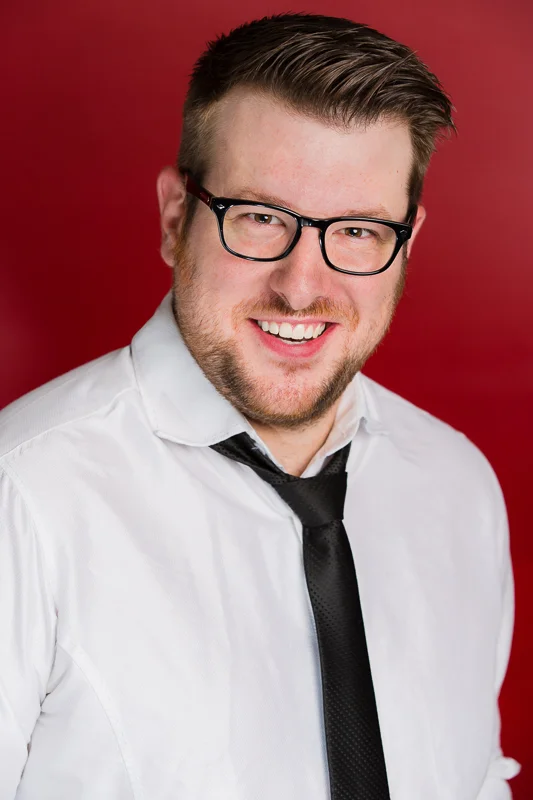 Matt Gilmore Commercial Headshot 2.jpg