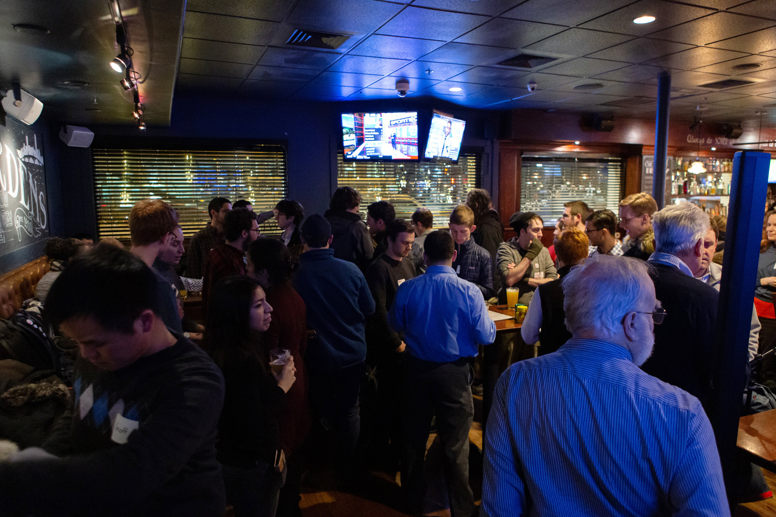Transitmatters-012019-RedBlueEvent-11.jpg