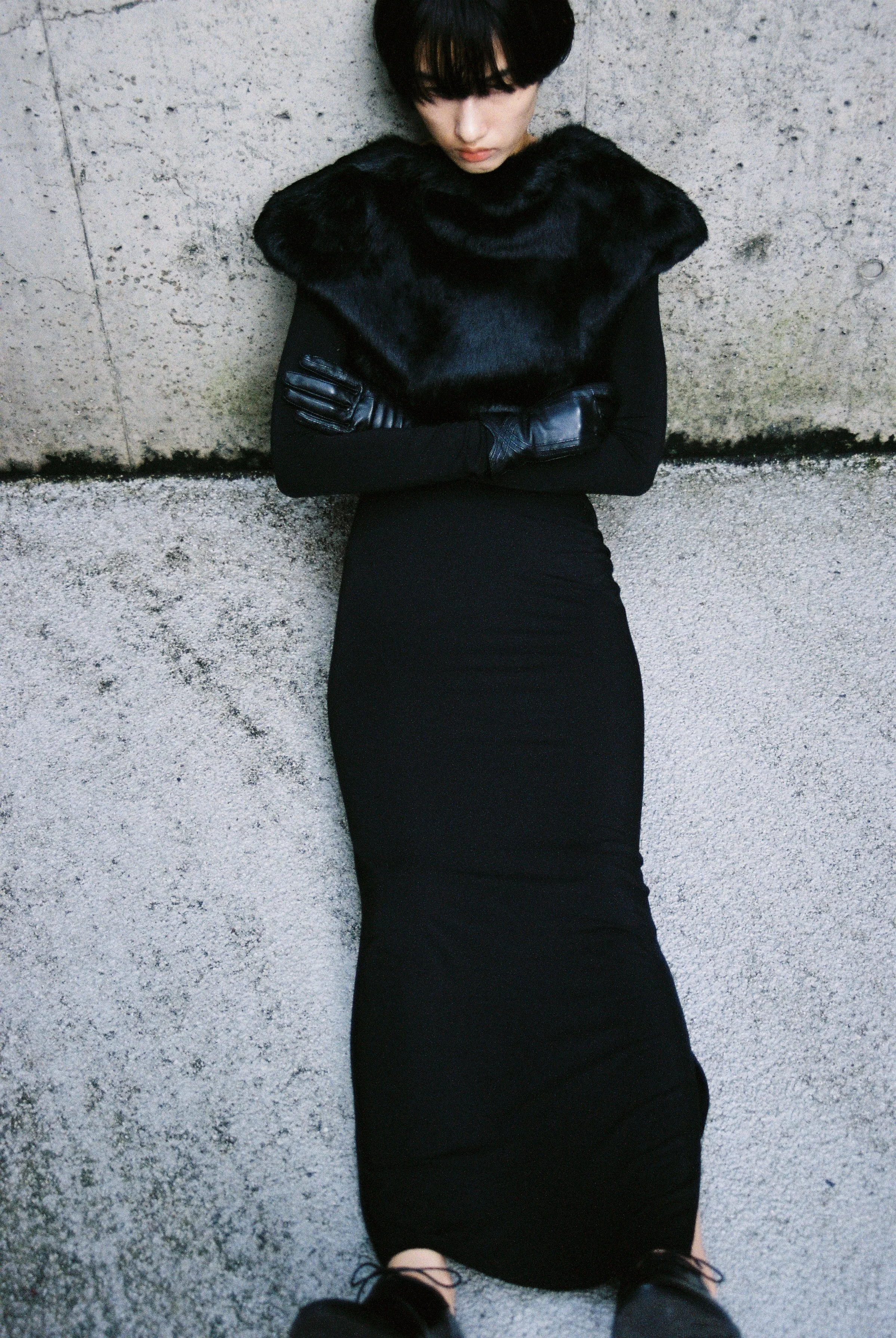 R1-08193-031A.jpg