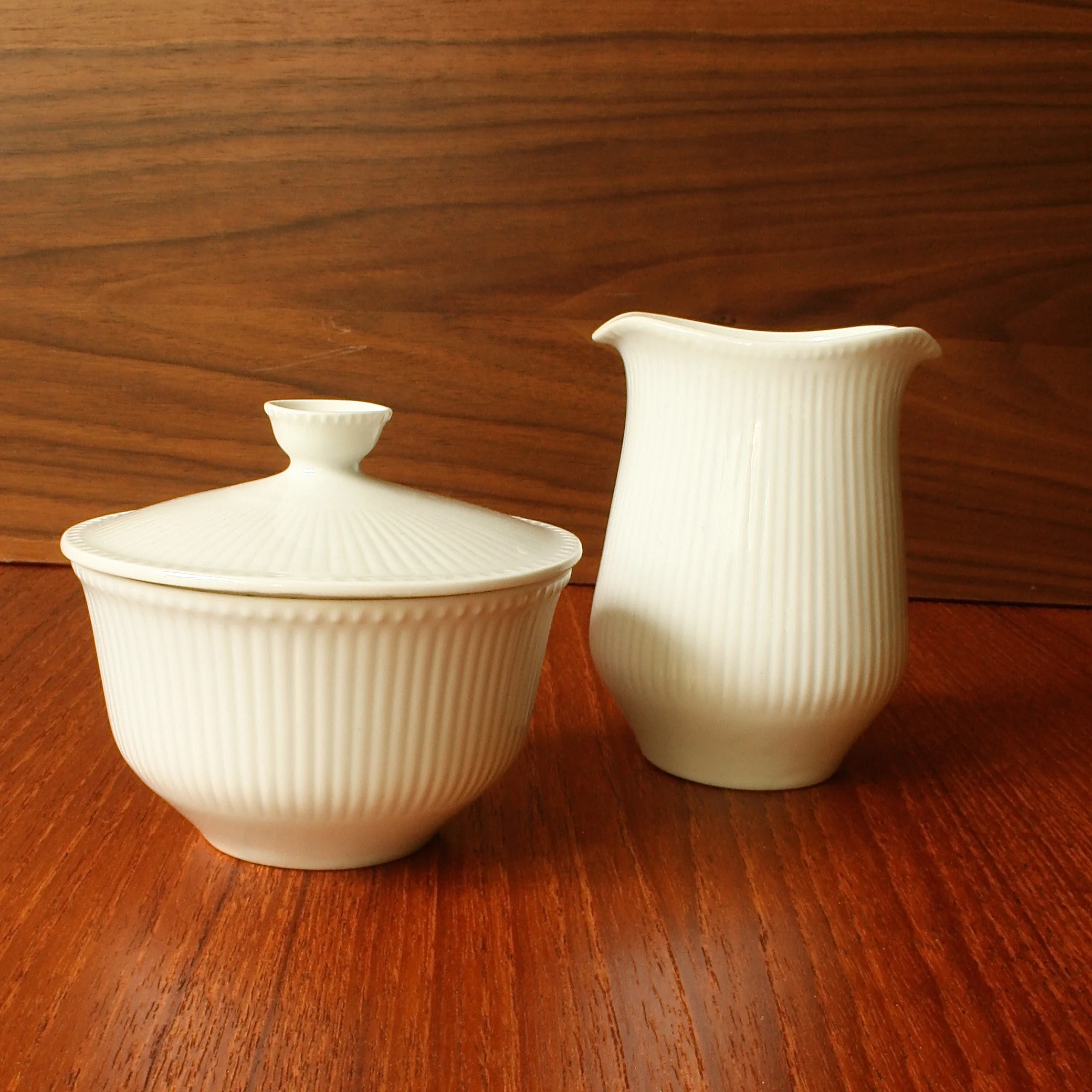 Tias.eckhoff.porsgrund.sugarbowl.creamer.89.jpg