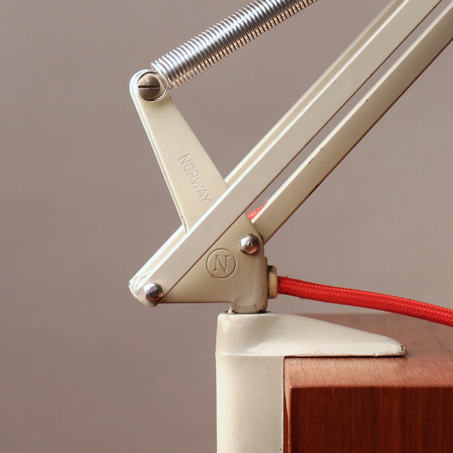 Jac Jacobsen Luxo clip on Form & Function2.JPG