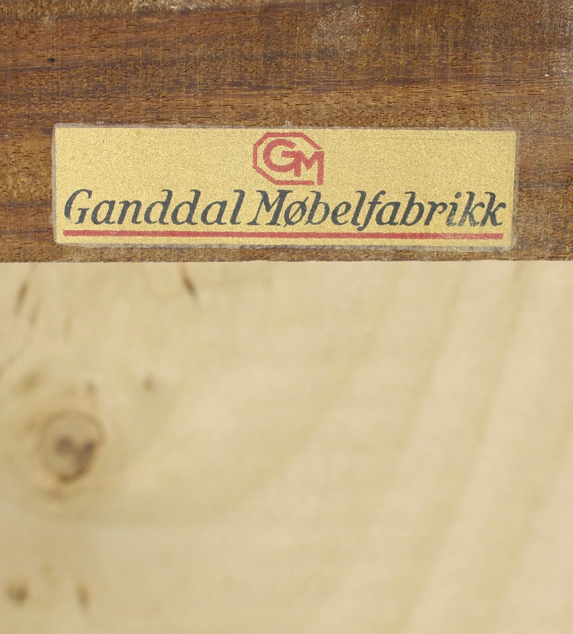 Phone table Ganddal Møbelfabrikk Form & Function5.jpg