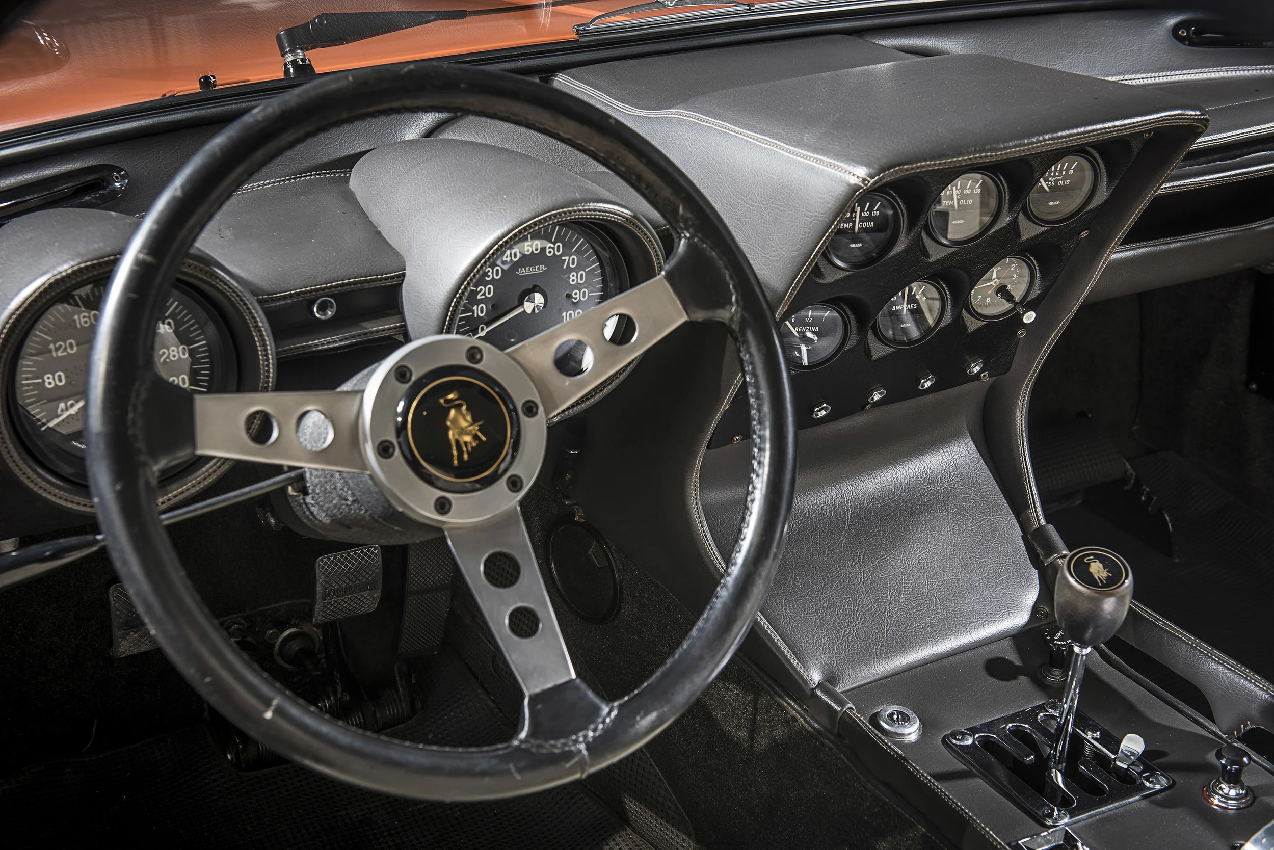 lamborghini miura