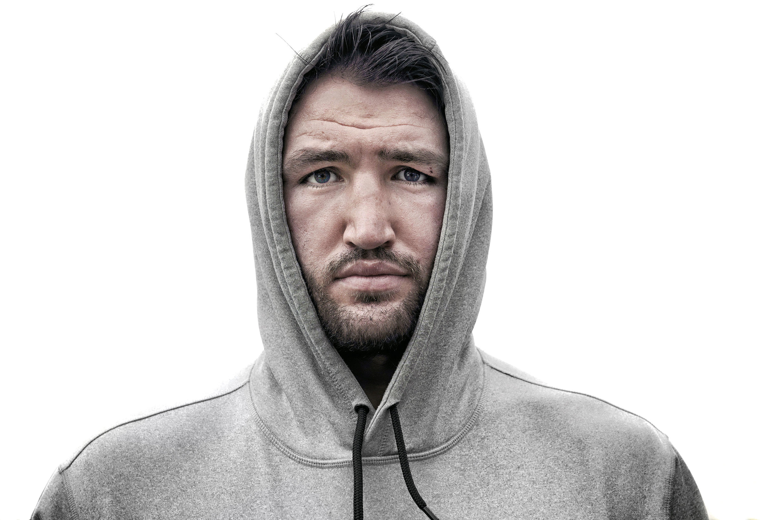  HEAVY WEIGHT BOXER PICTURED AT HIS GYM IN WINDERMERE, LAKE DISTRICT WITH COACH PETE FURY AND IN CONVERSATION WITH JOURNALIST GARETH PHOTO CREDIT PAUL COOPER 