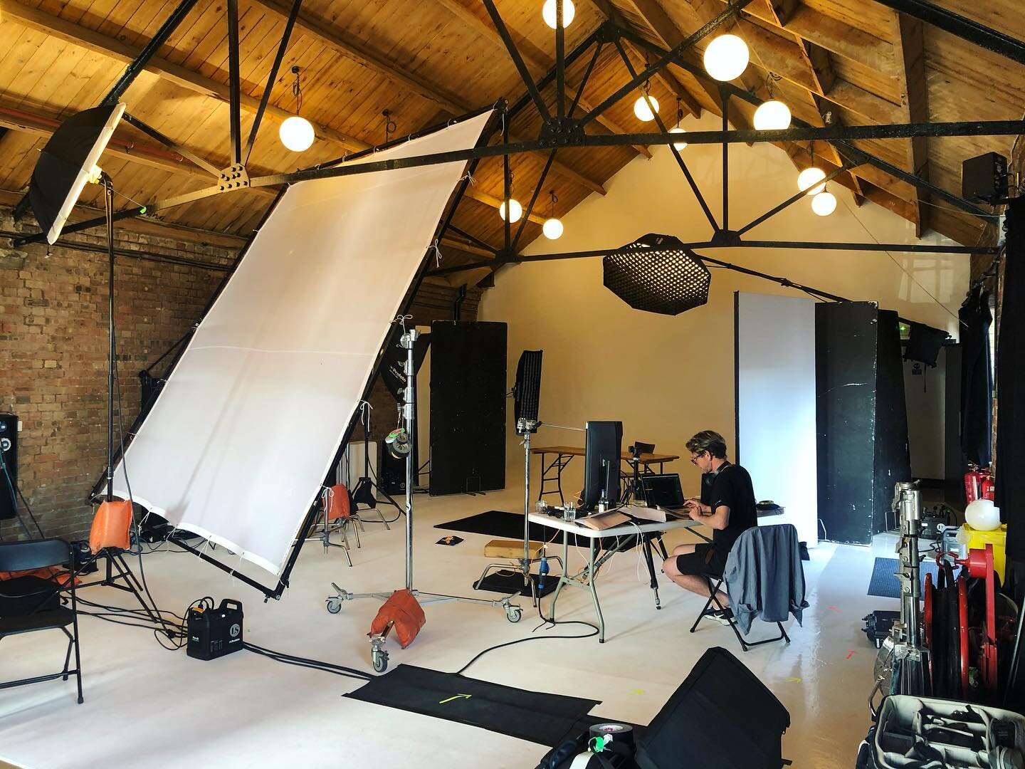 Good shoot today @loftstudioslondon many thanks to @niespialowski and @willcorderphoto for help today during a busy but fun shoot, results soon.

@profotoglobal 
#commercialphotography  #advertisingphotography #prophotographer #brand #football #photo