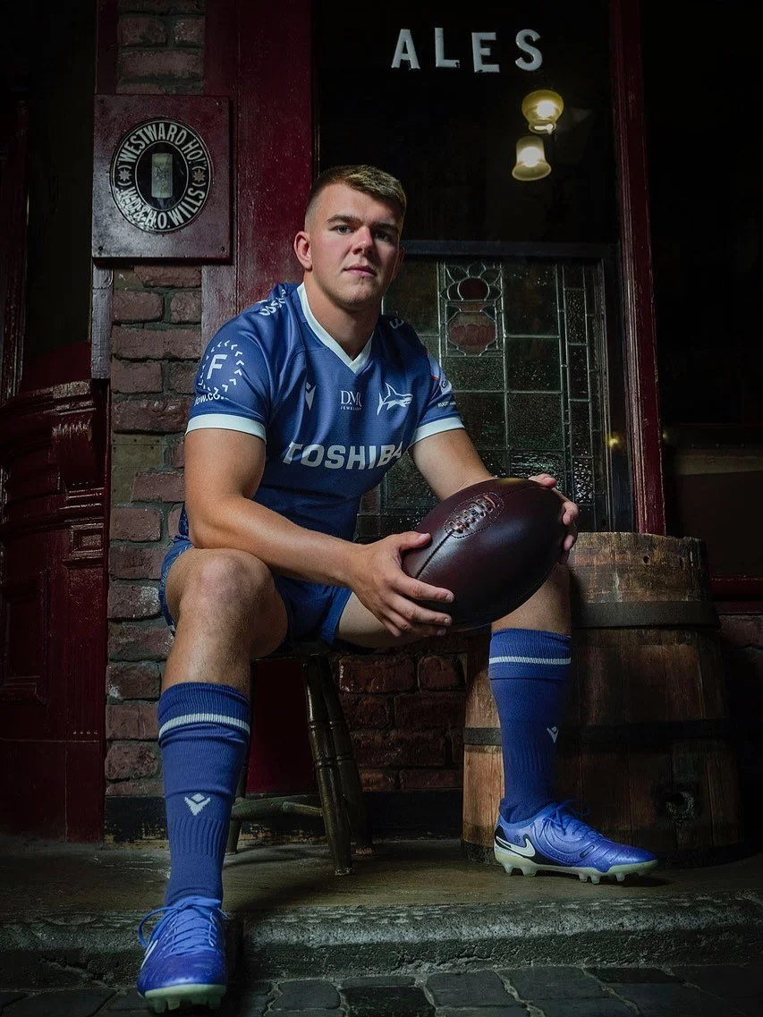 Sale Sharks kit shoot 25/26
On location at Lark Place, a historic cobbled street which worked well with the historic link of the new kit.
Shot with @aputure.lighting 600 Pro Thanks to @alyshabrownvisuals @directdigitalhq and @leejamesthompson and @pa