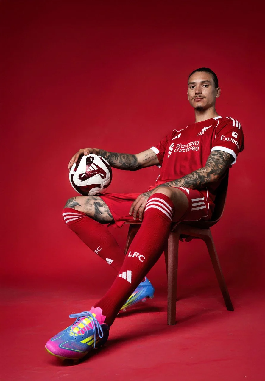 LIVERPPOL FC PLAYER PORTRAIT00009.JPEG