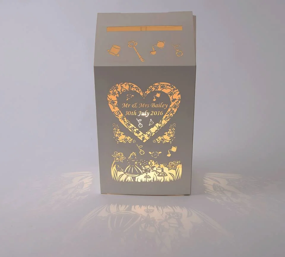 alice-in-wonderland-post-box.jpg