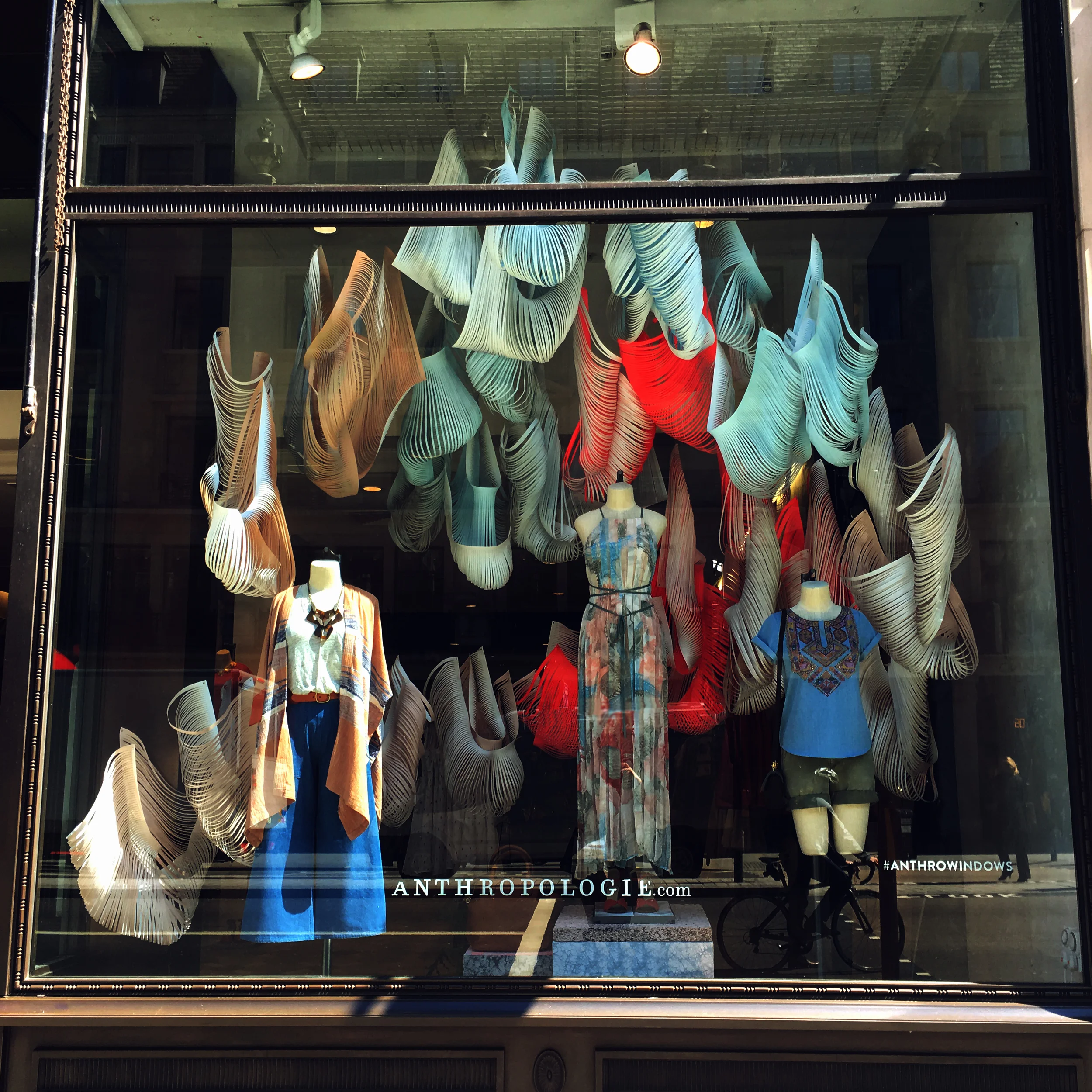 anthropologie-window-displays.jpg