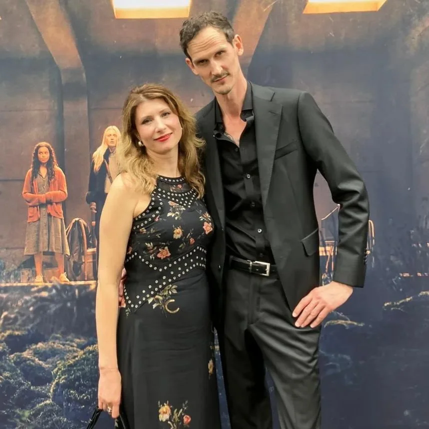 #THEWATCHERS premiere June 2nd 2024

What an experience with @iza_krasa &amp; @jjbaker90

WELCOME TO THE SHOW!

@ishy_night has made a masterpiece

(Suit by @louis_copeland_galway)