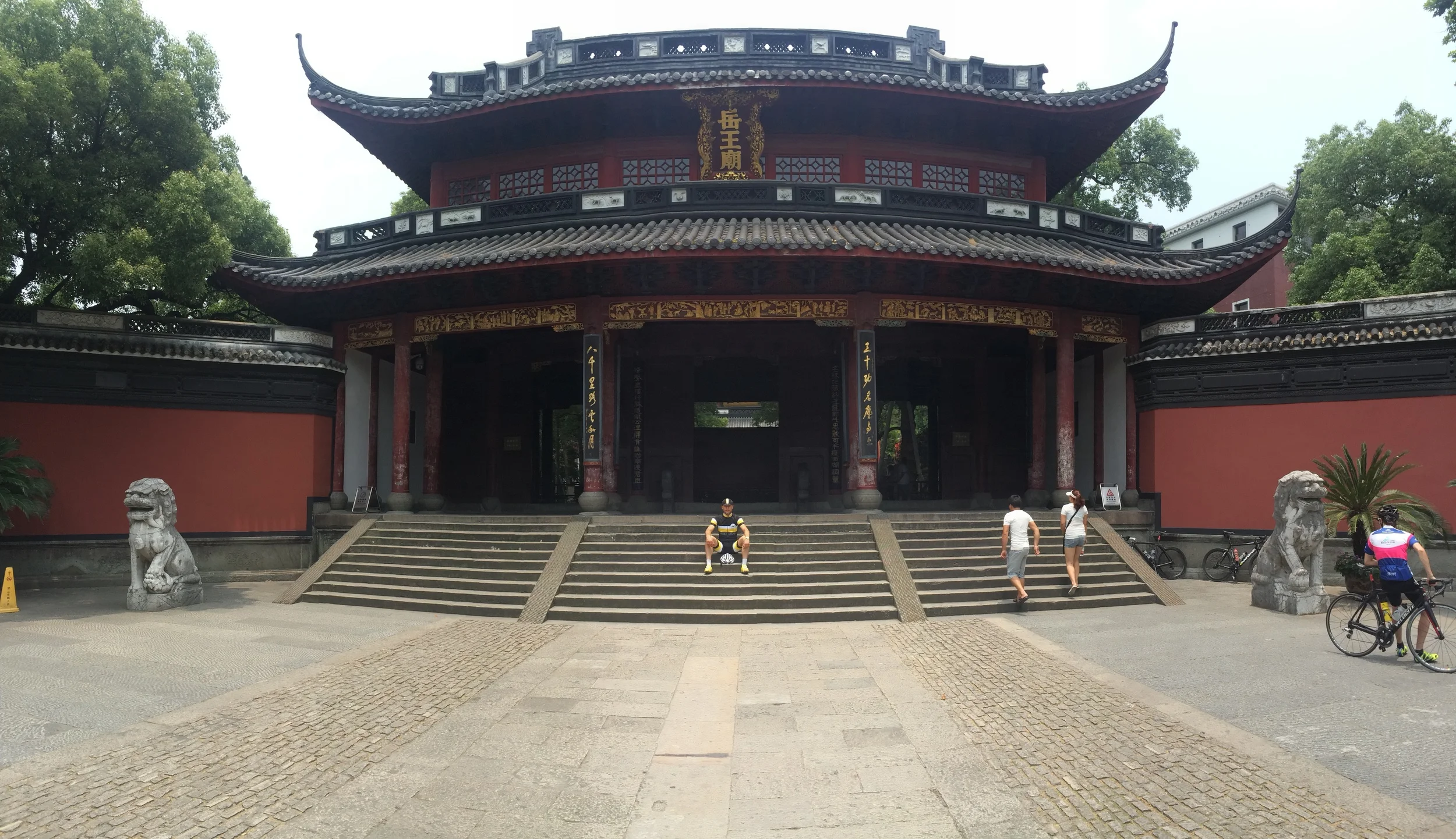 The old Temple in Hangzhou