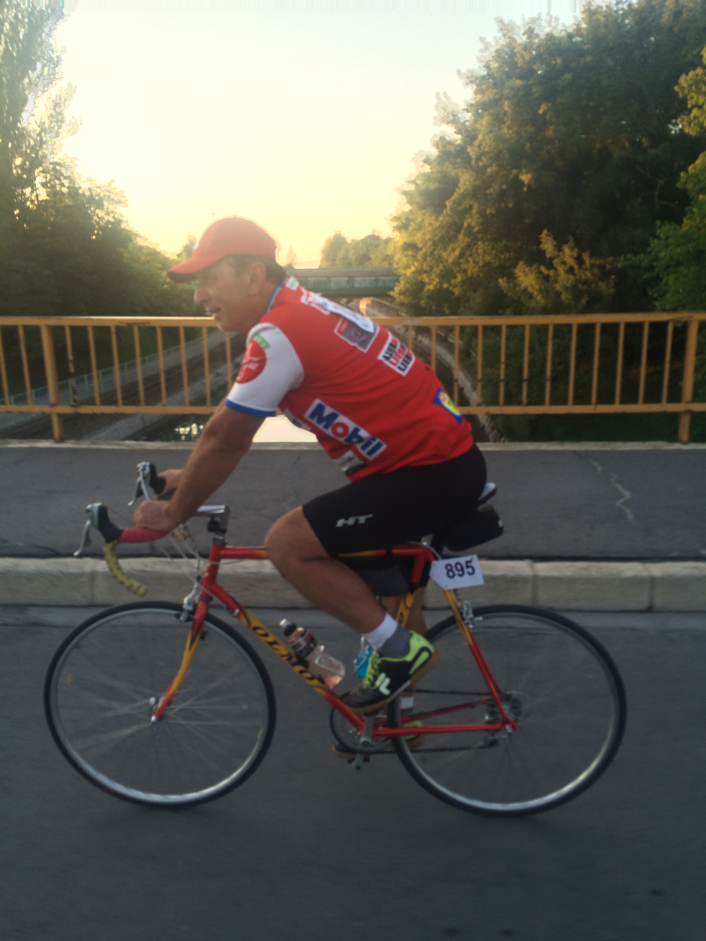 Lotsi a local rider with an amazing Olmo bike.
