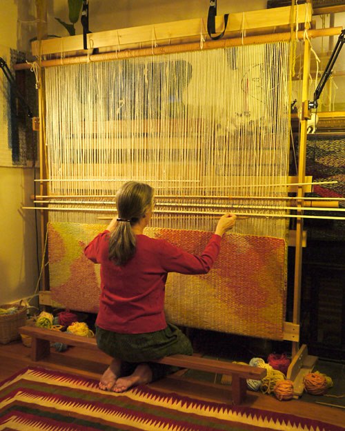 Stephanie Hoppe weaving "Like a River" with Rio Grande hand-dyed Rug yarn