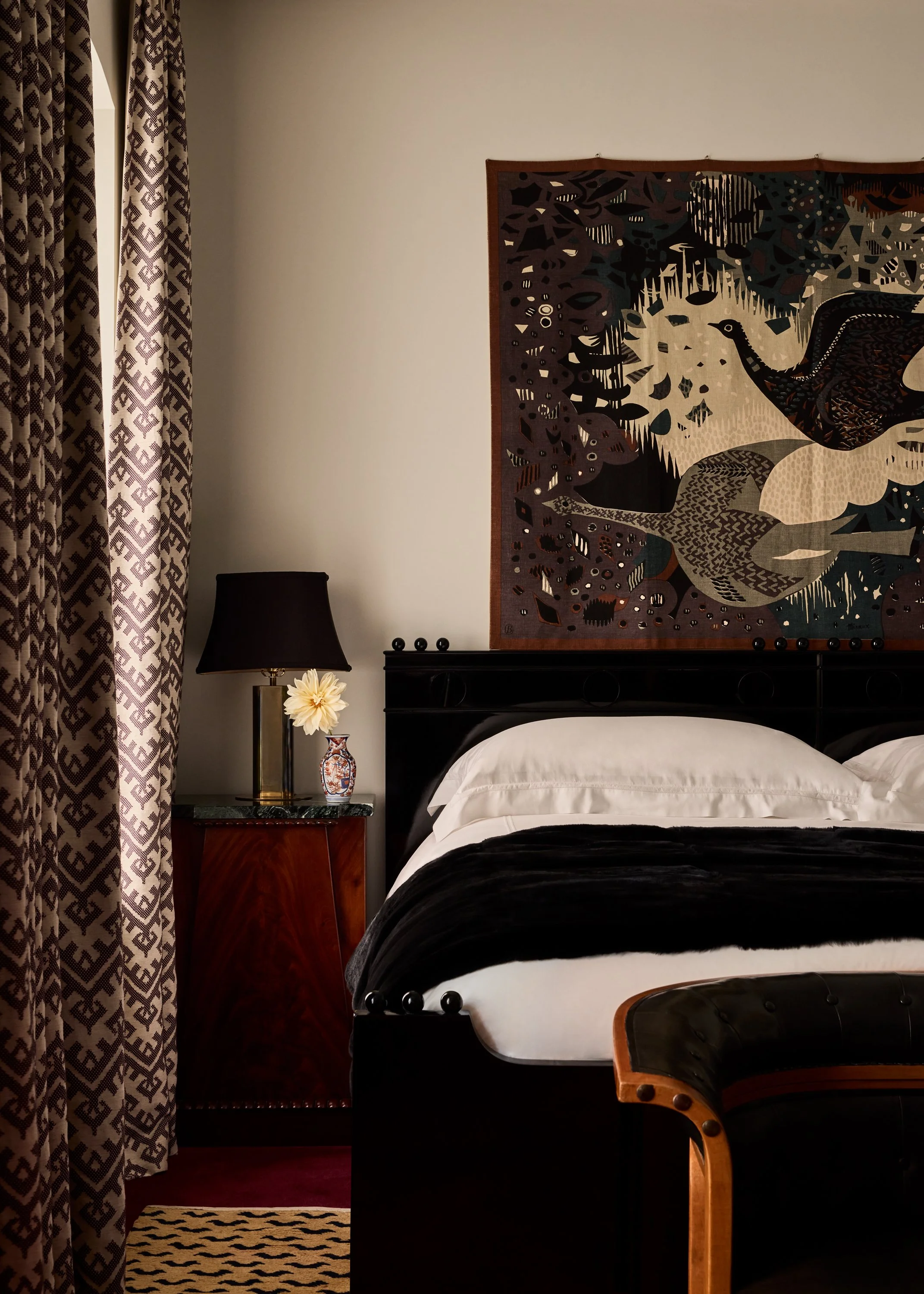 Chelsea-Townhouse_Bedroom_1_008.jpg