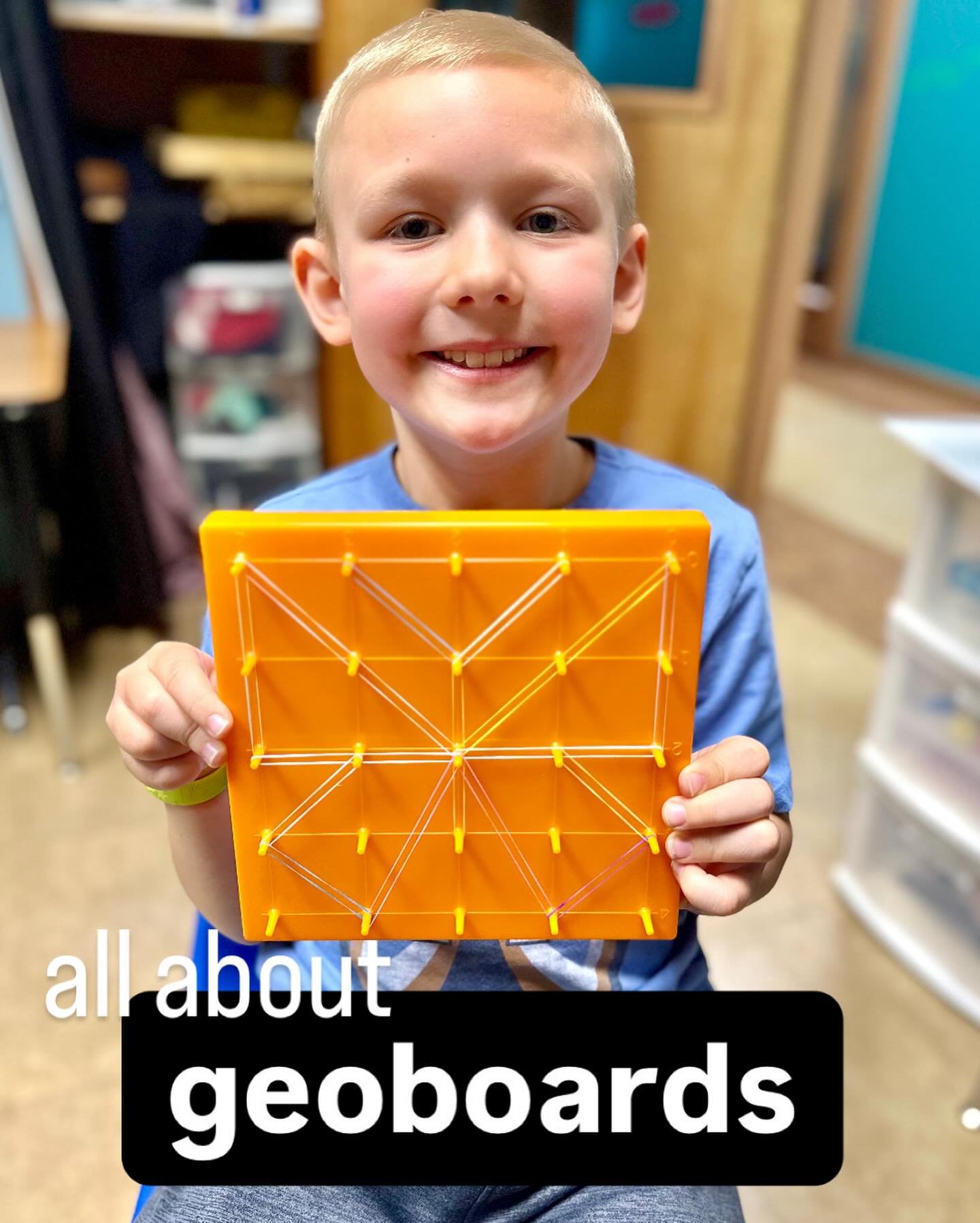 Geoboards are a fun way to work on finger strength, fine motor coordination, visual motor coordination, and even bilateral coordination. All you need are rubber bands or hair ties, a peg board, and a picture to make! You can either copy a picture or 