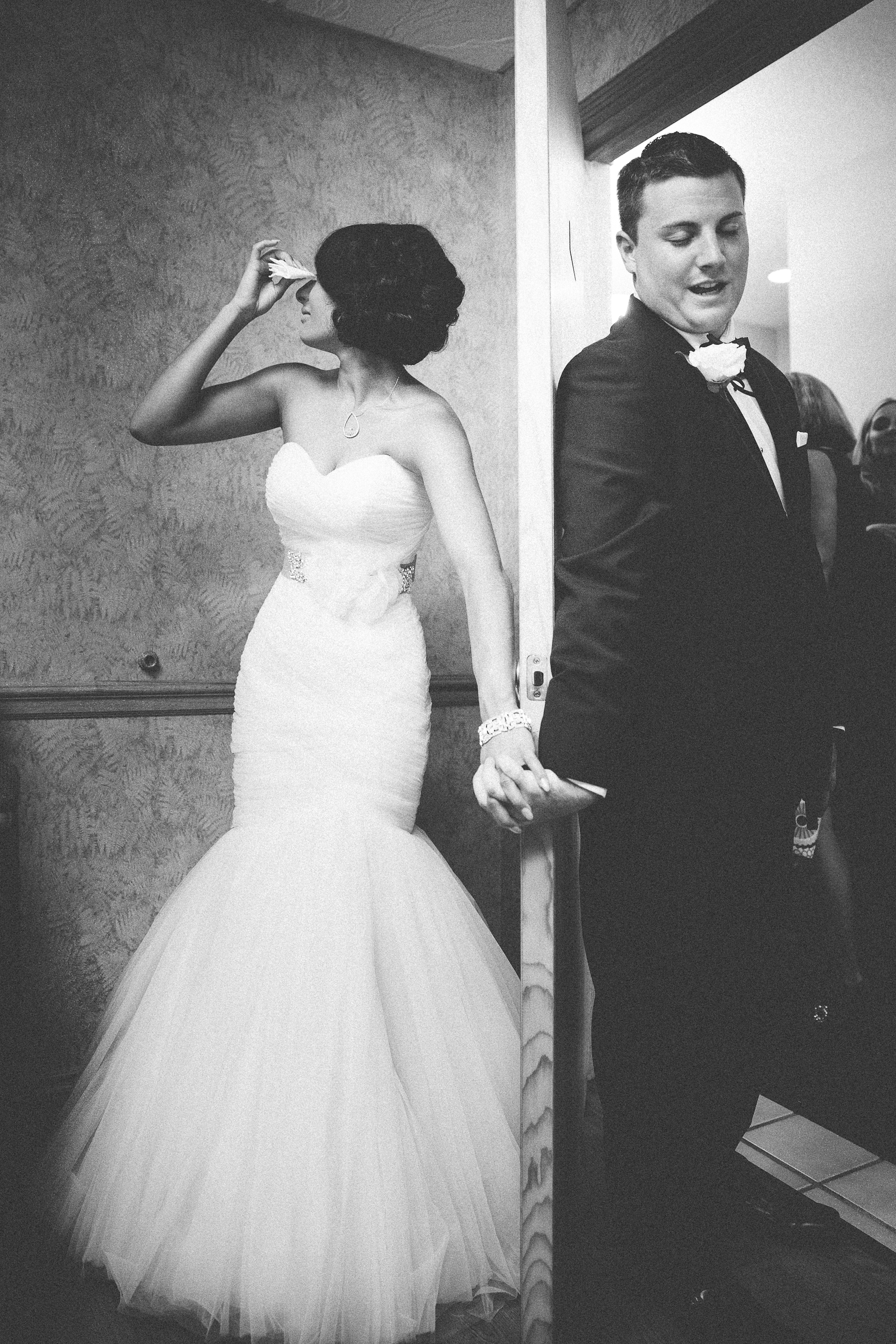 Just minutes before walking down the aisle, Alex read Rebecca the days text and then said a prayer with her...love!!