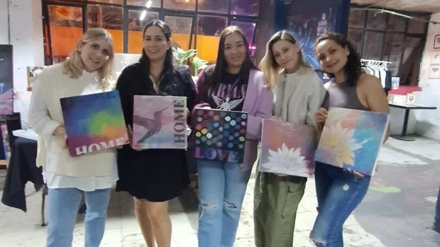 Arte+con+stencil+teambuilding+1.jpg