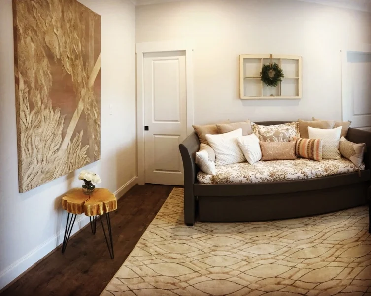 VINEYARD'S SONG - 60 x 48 - Guest Room