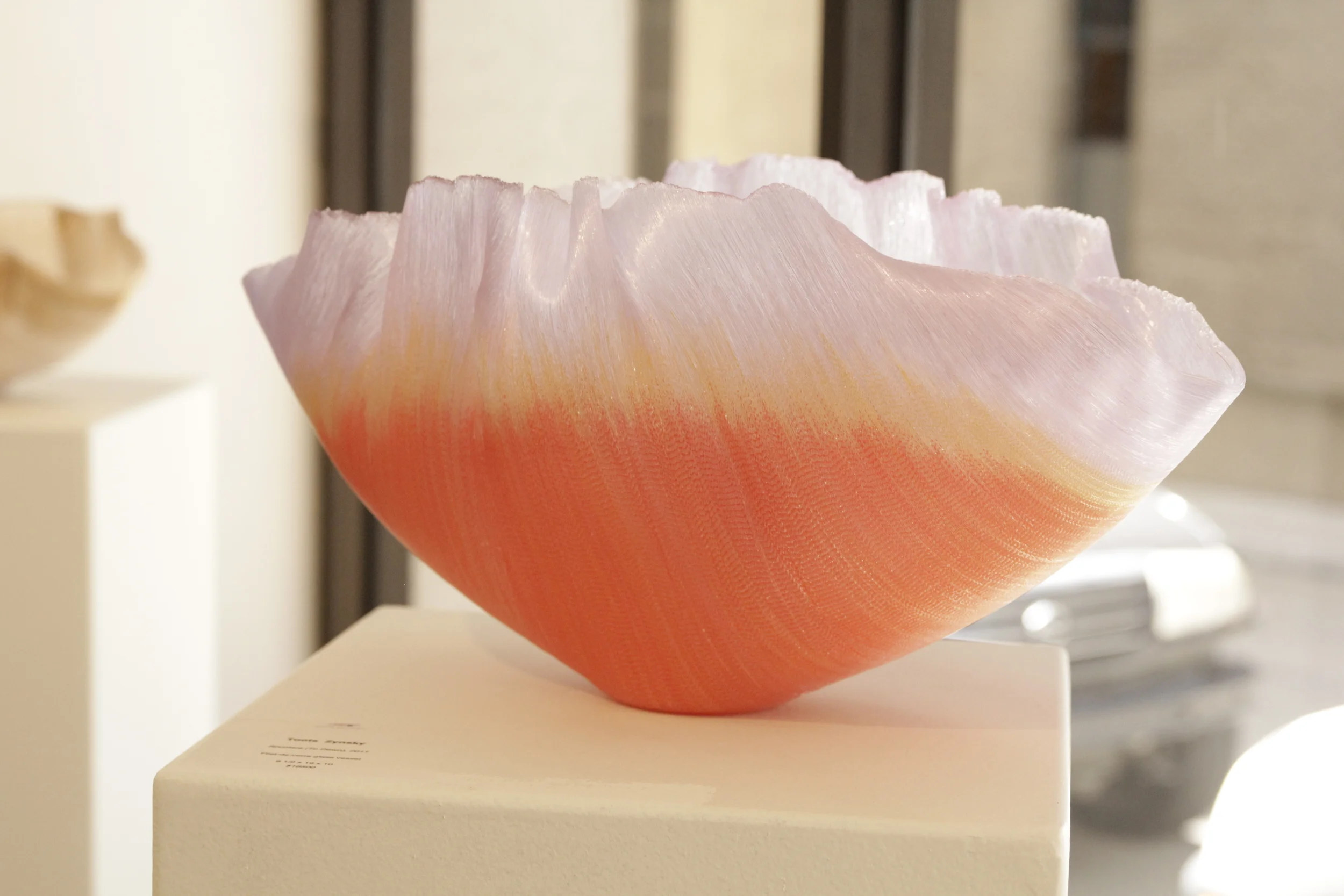 Toots Zynsky, Fillet-de-Verre glass vessel 