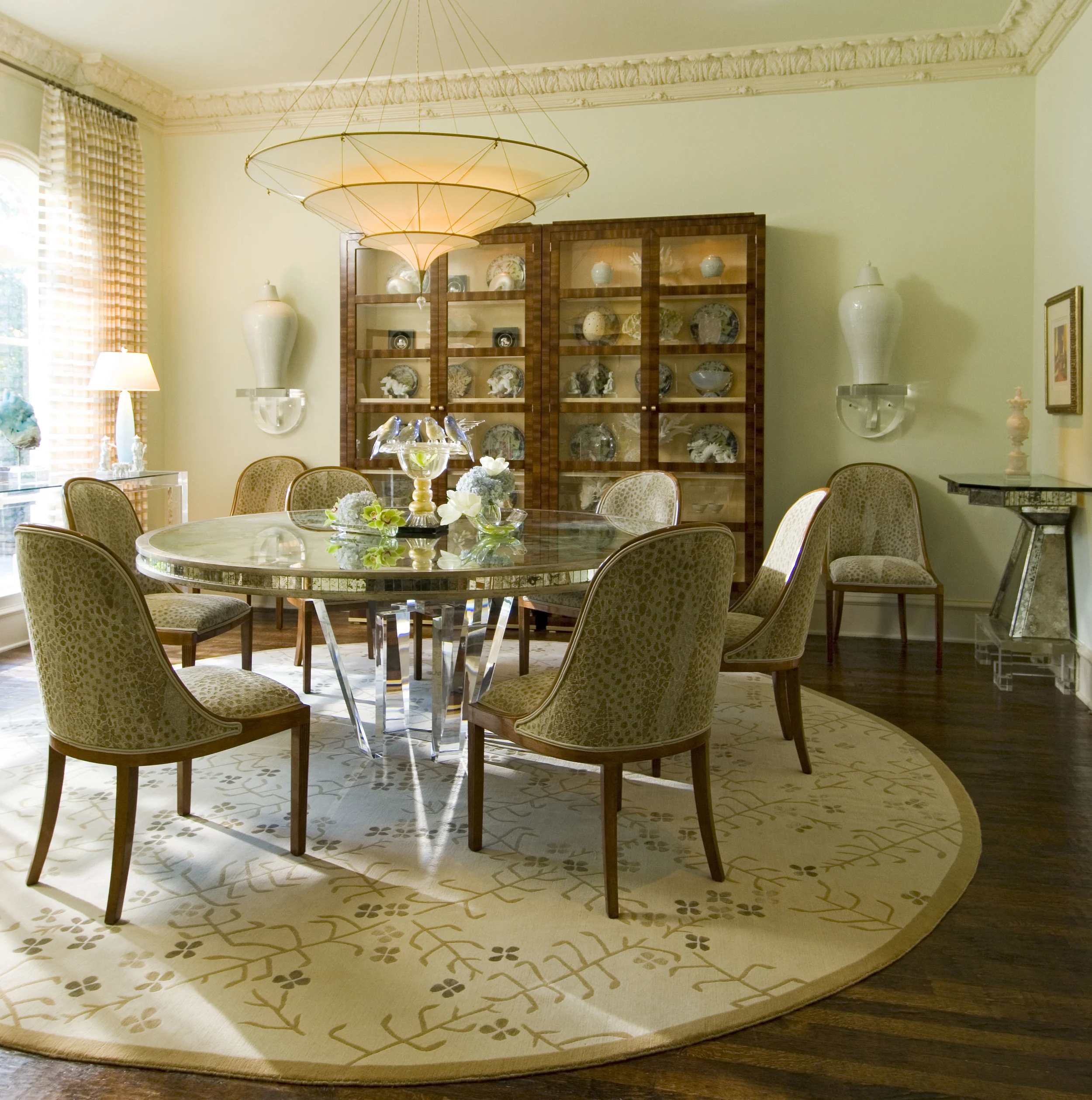 Custom Round Wool & Silk Area Rug
