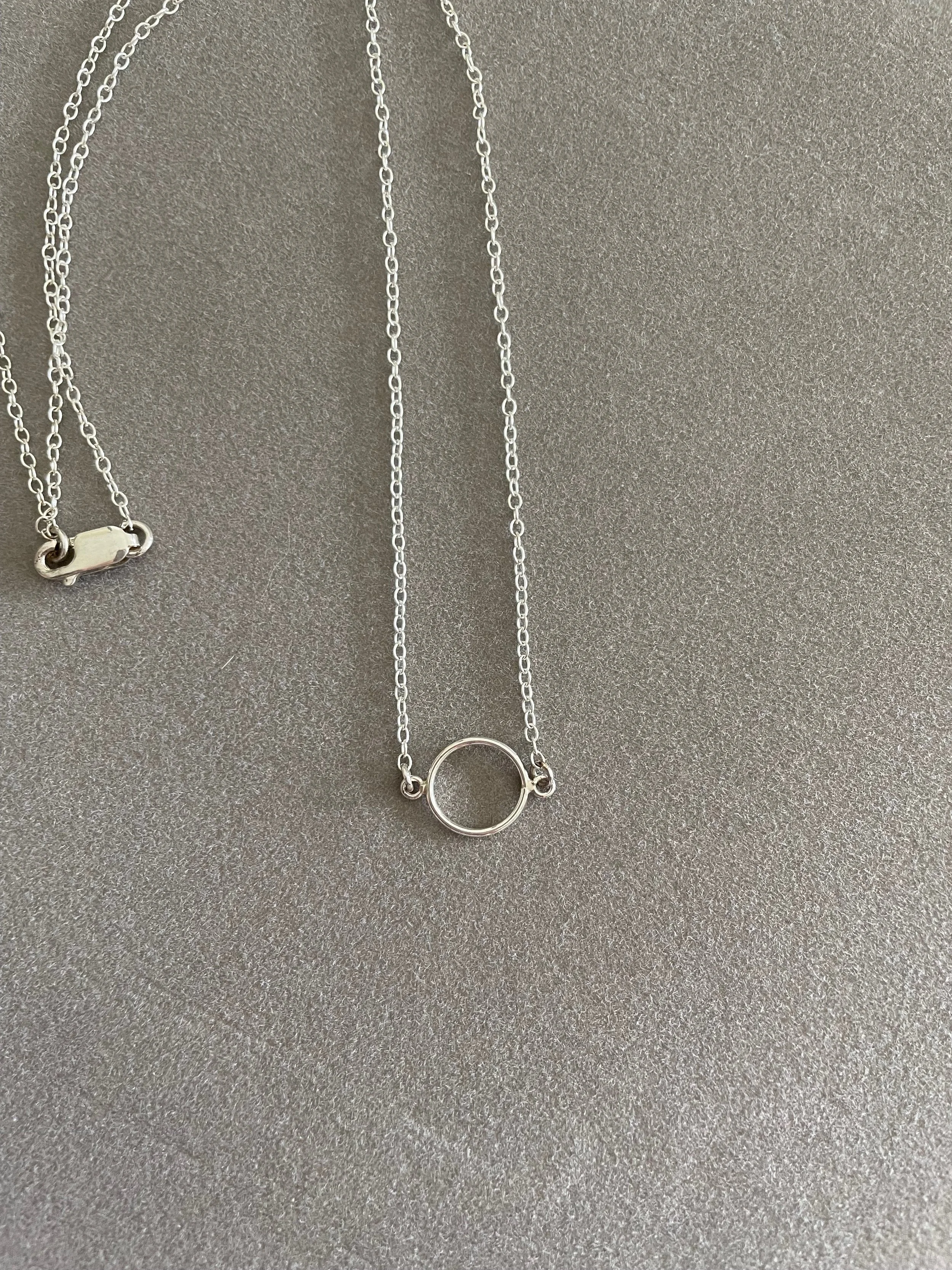 circle.nklace.jpeg