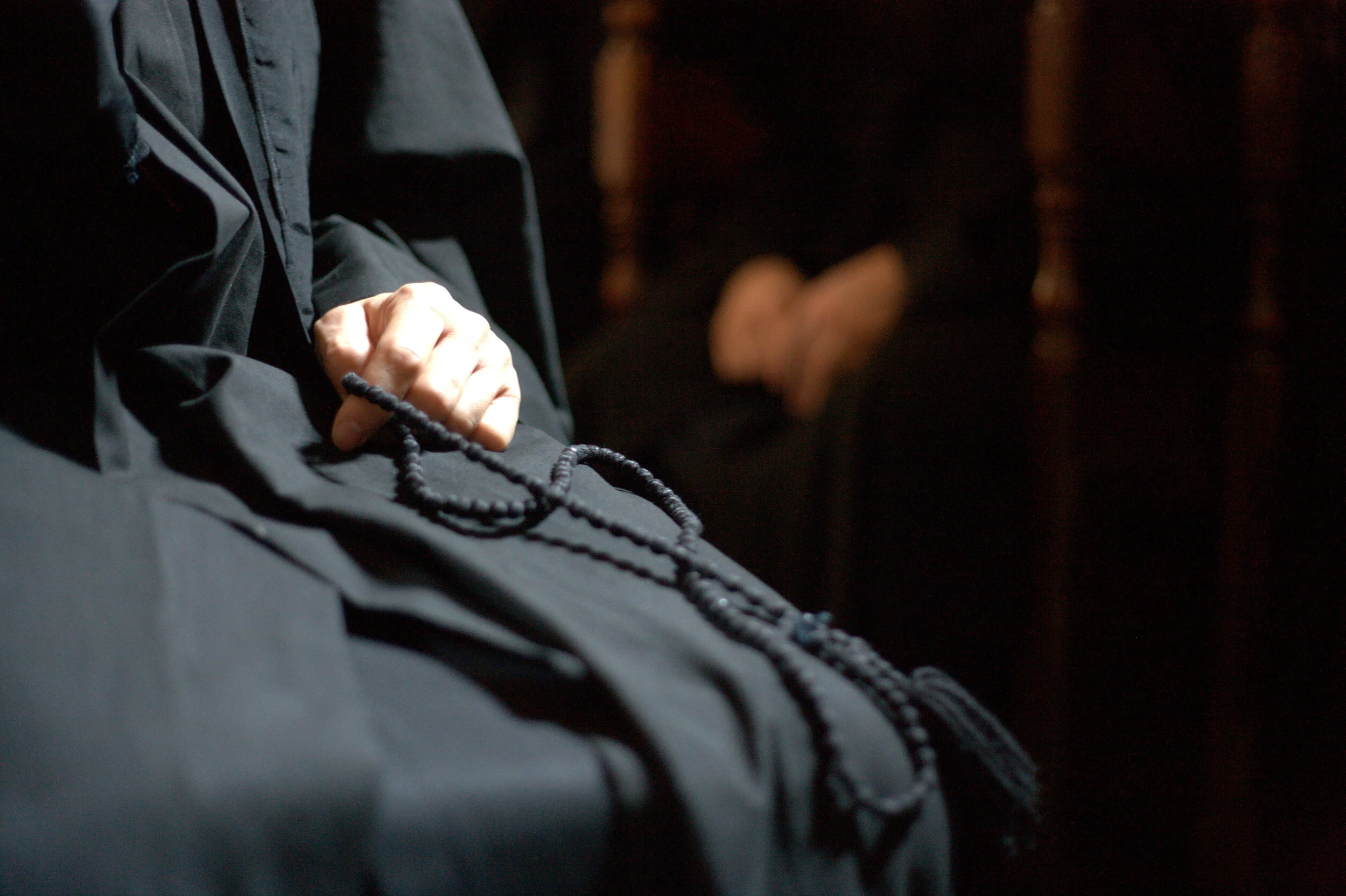 An Athonite monk saying the Prayer of the Heart with a 100 knot prayer rope.