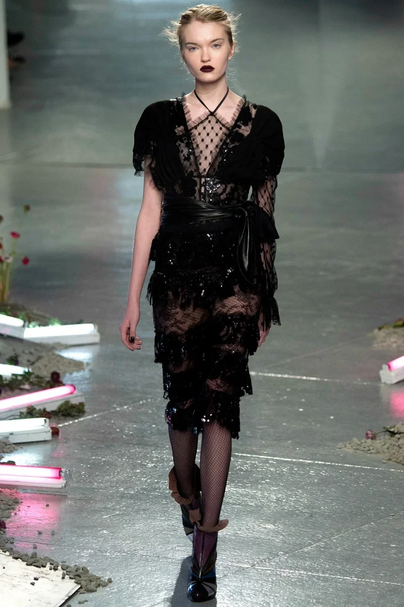 BEAUTY SPOTLIGHT: BACKSTAGE AT RODARTE AW16
