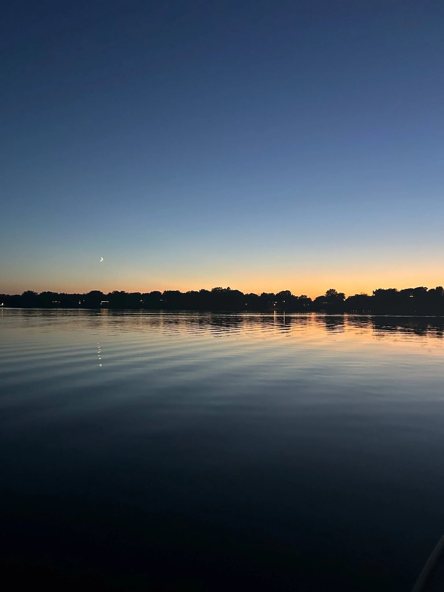 A DIFFERENT WAY. One thing I've been learning the past few years is that there's a different way to do business and life. A way that's based in rest and easy and light. And trust. So much trust.

I was talking with Maryann Ehmann (an amazing business