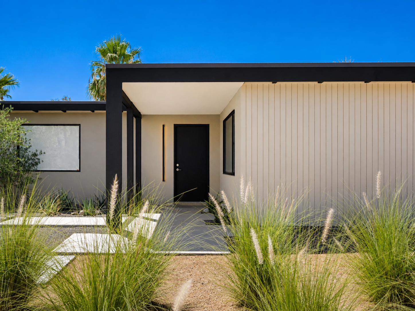  A simple 1950s ranch home in Rancho Mirage was remodeled and a second bedroom and bath were added.  