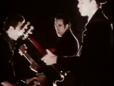 tumblr_ou3kf2Nwox1r7kq8oo1_400.gif