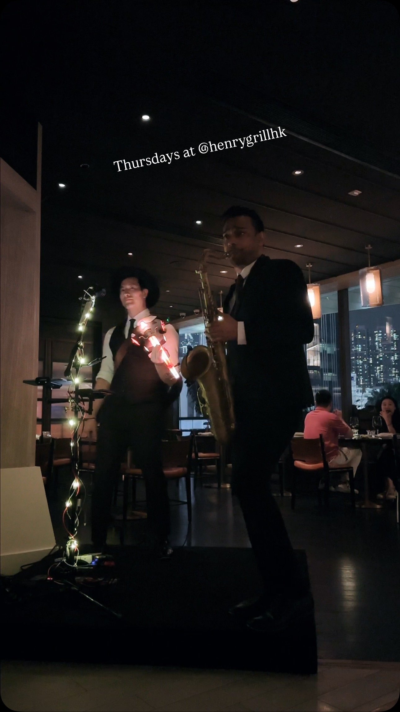 THURSDAYS AT @henrygrillhk
@shaunsax and I return to Henry Grill
5th floor of @rosewoodhongkong
For some Blues and Steak 🥩
7-10pm. See you there 😝
#hongkong #rosewoodhongkong
