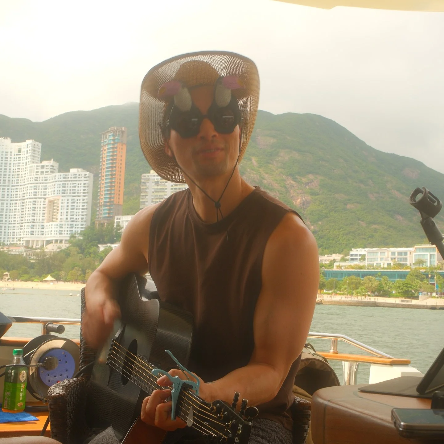 🛥️ BOAT DAY
A fun day with music and celebration 🎉
Photos from my camera #fujifilmx100vi
#hongkong