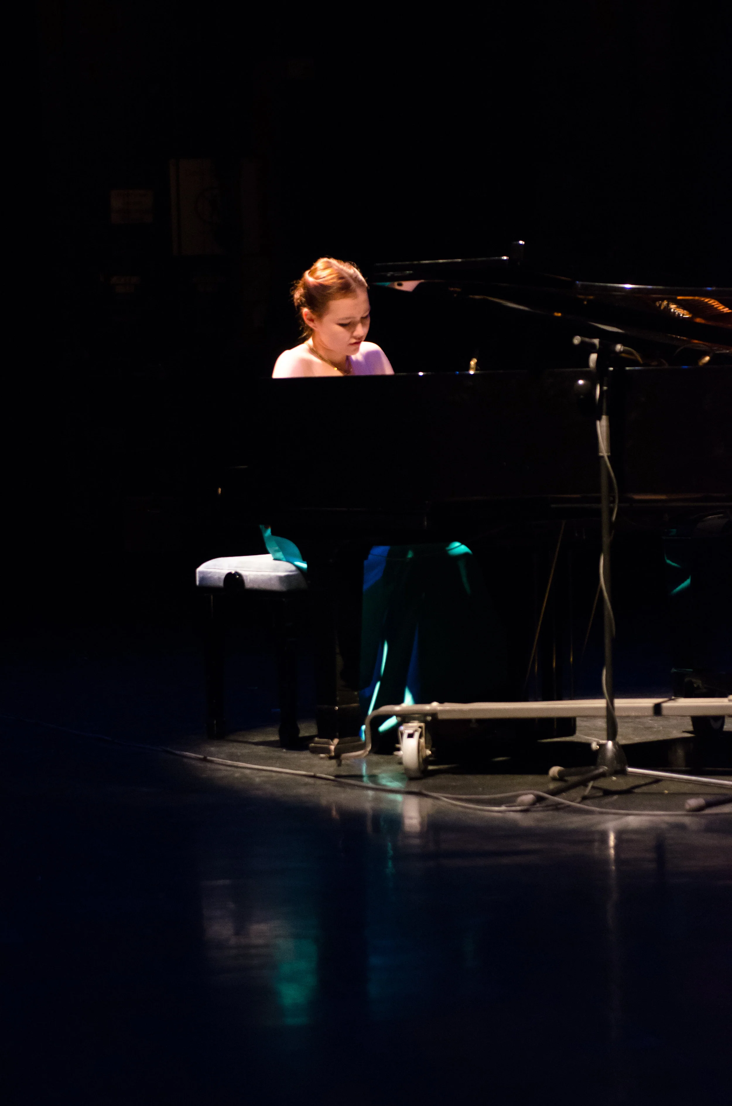 Mariya Orlenko performs with the Richmond Orchestra