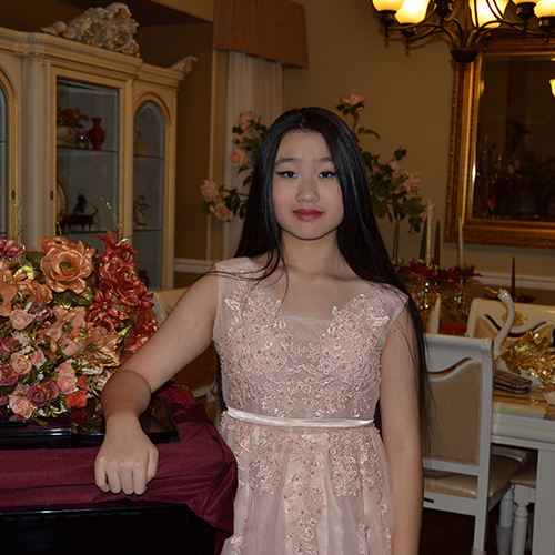 Julie Wu - Piano