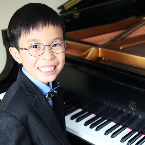 Austin Ng - Piano