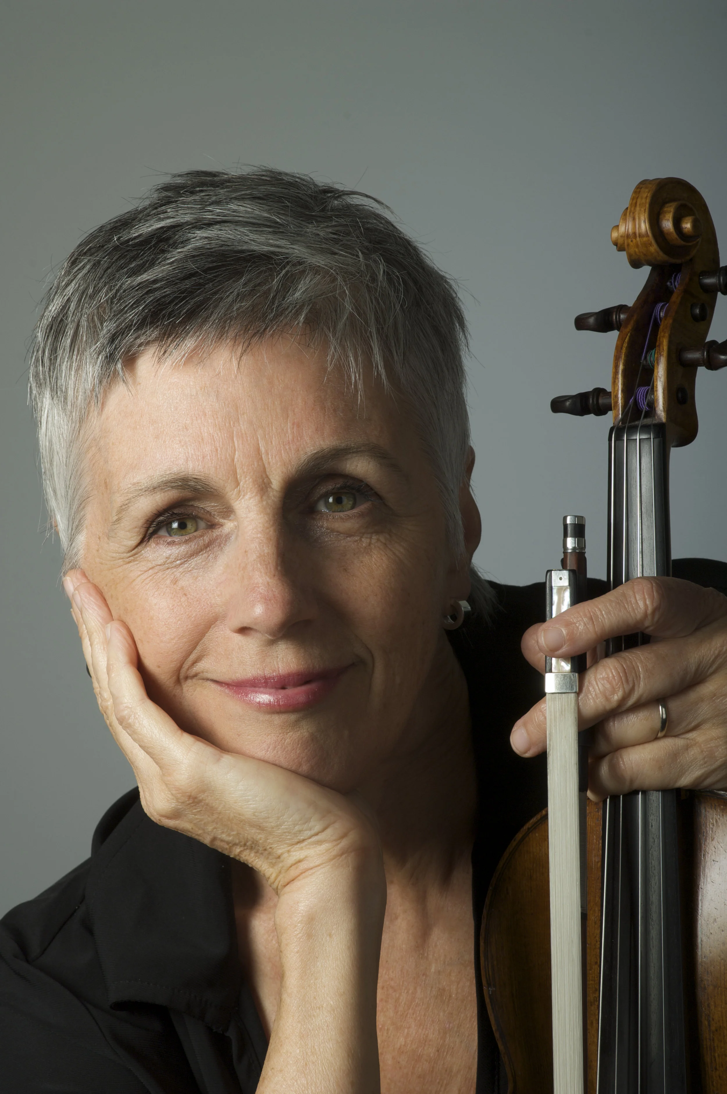 Nancy DiNovo, Violin