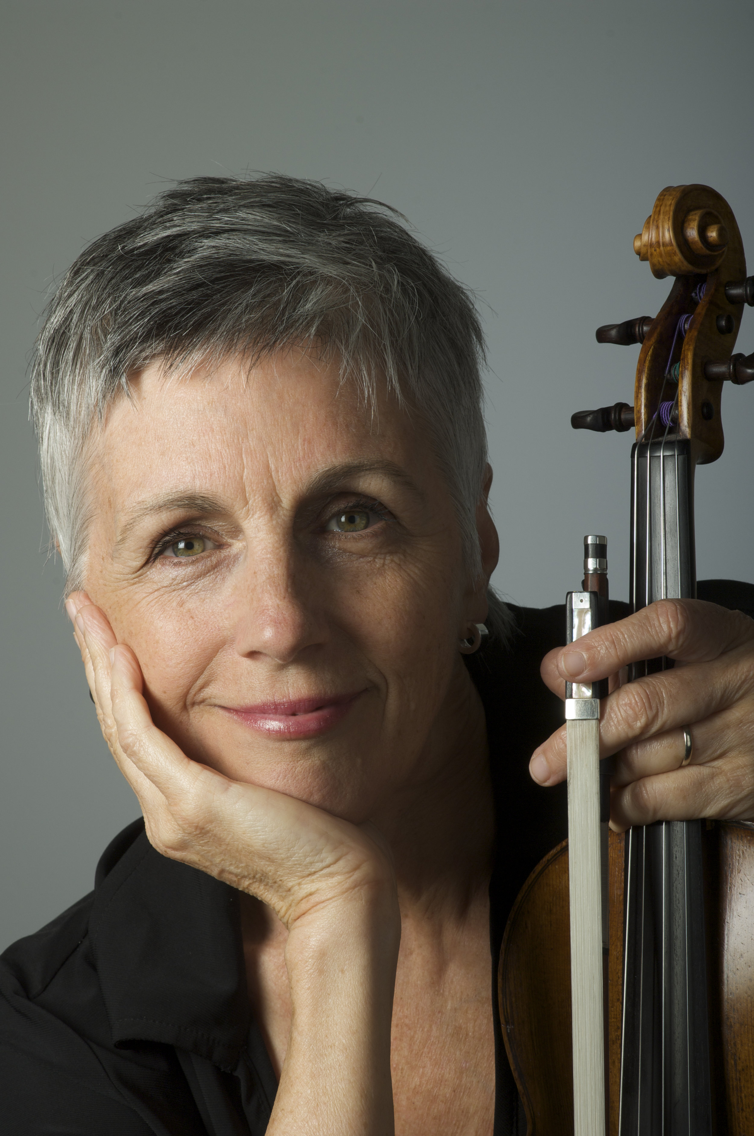 Nancy DiNovo, Violin