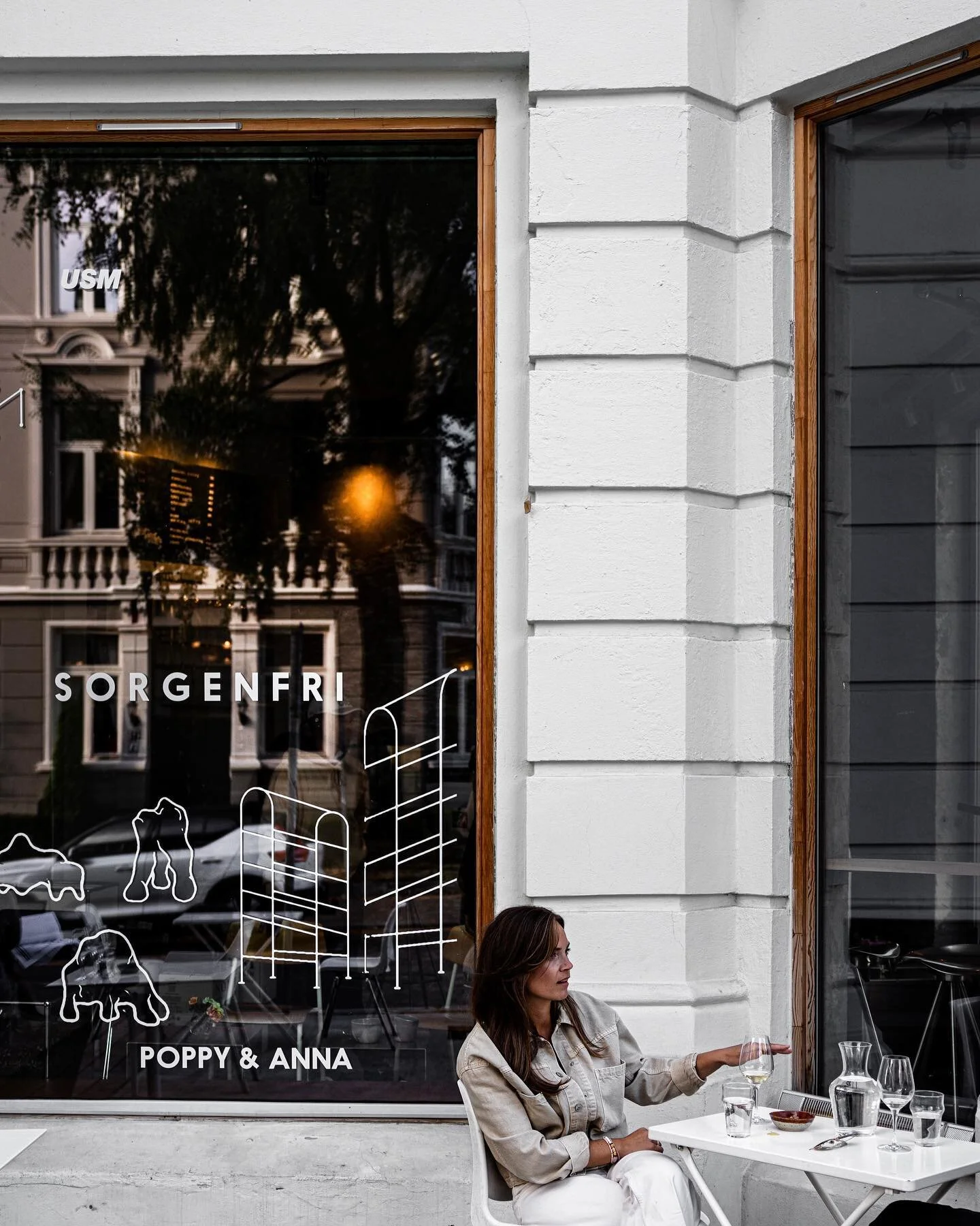 From charred brushes with metal dustpans to quilted paper lamps, a few of the new works shown at @sorgenfri.store this past month alongside work by fellow designer @ofstedaleng .

Magical images by @onlydecolove