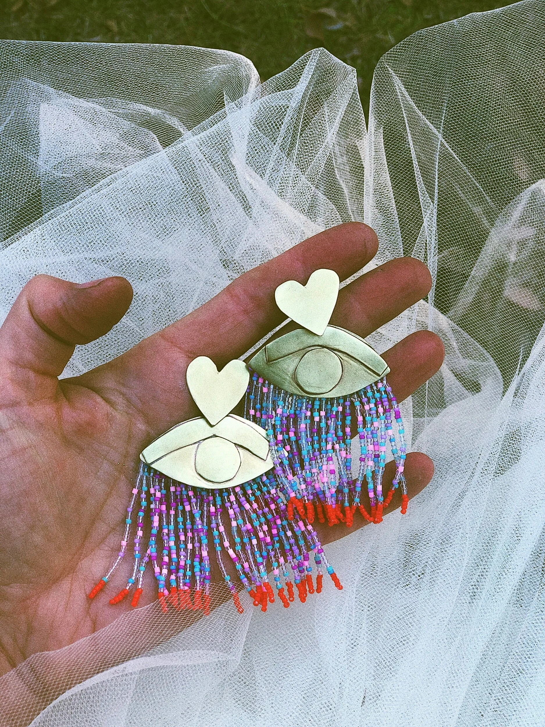 DEF4F107-0E18-4399-B5D6-11429E186D6D