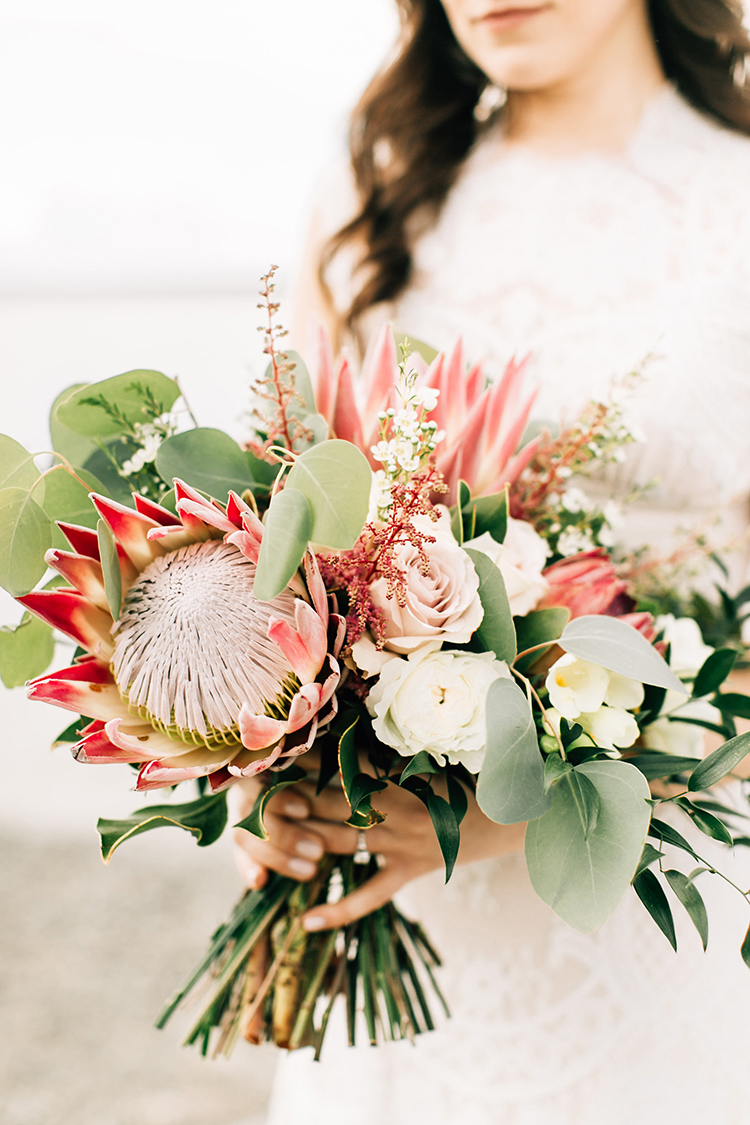 boho-pacific-northwest-forest-wedding-with-king-protea-16.jpg