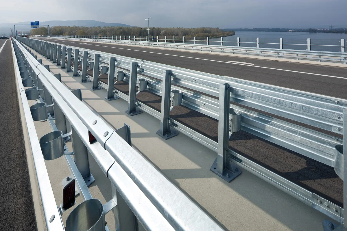 guardrails.jpg