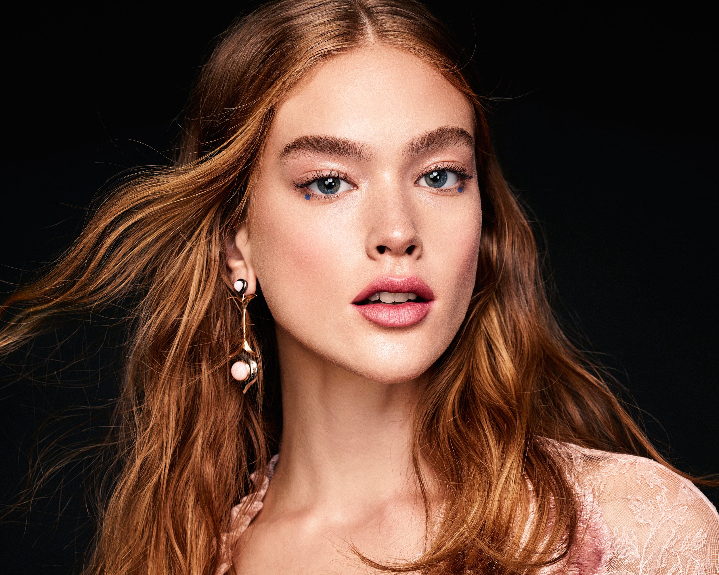 BLOOMINGDALE'S x ELLE