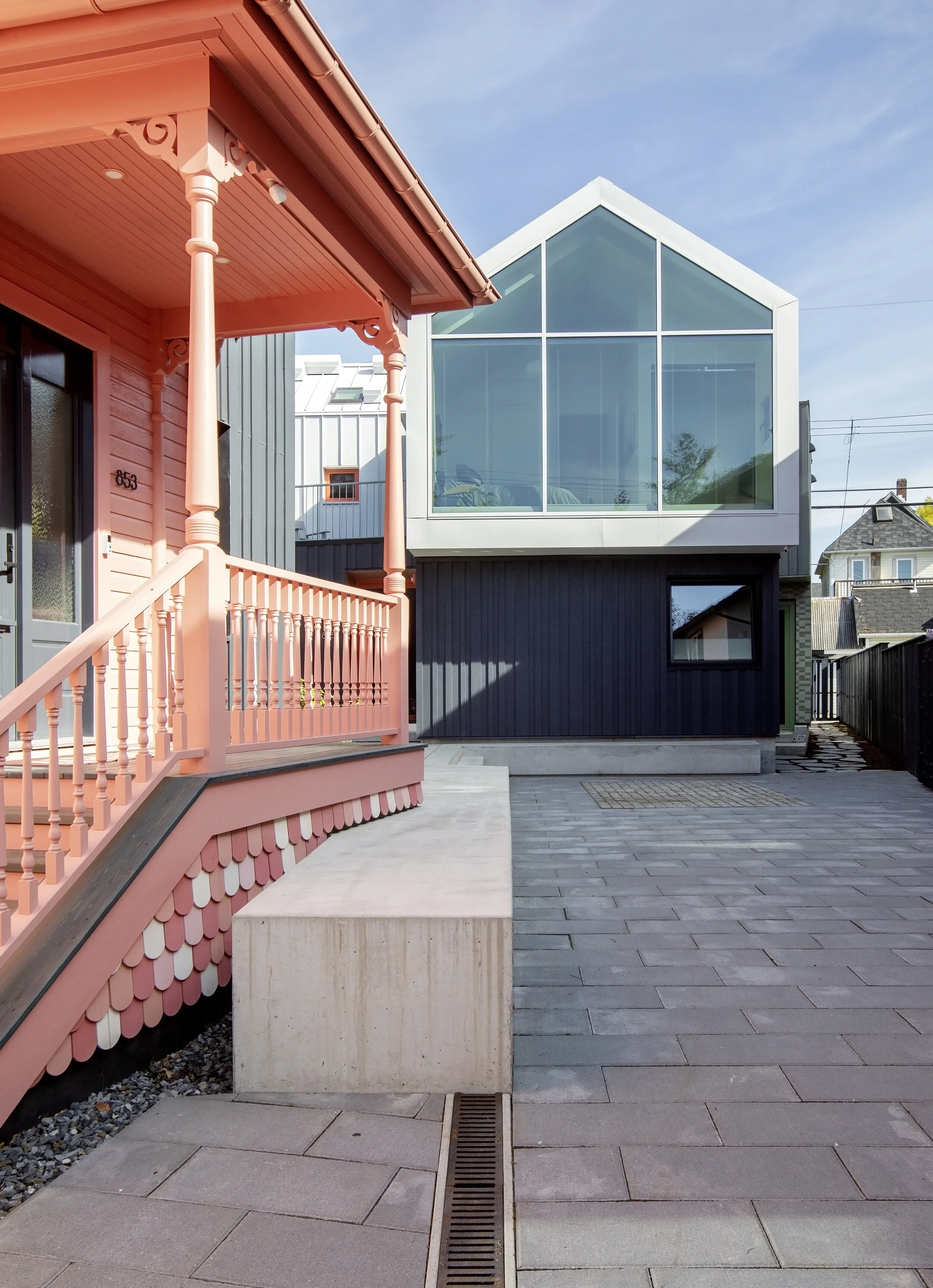 Mira_Exterior_1593_HG.jpg