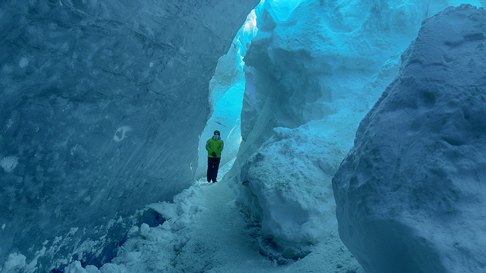 Fjallsjökull Ice Cave