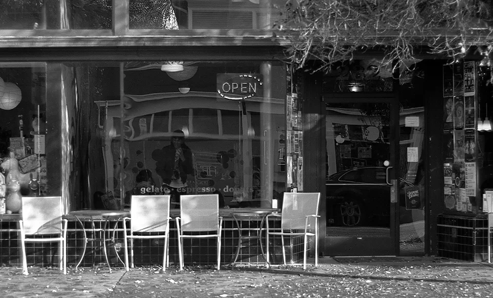 cafe.jpg