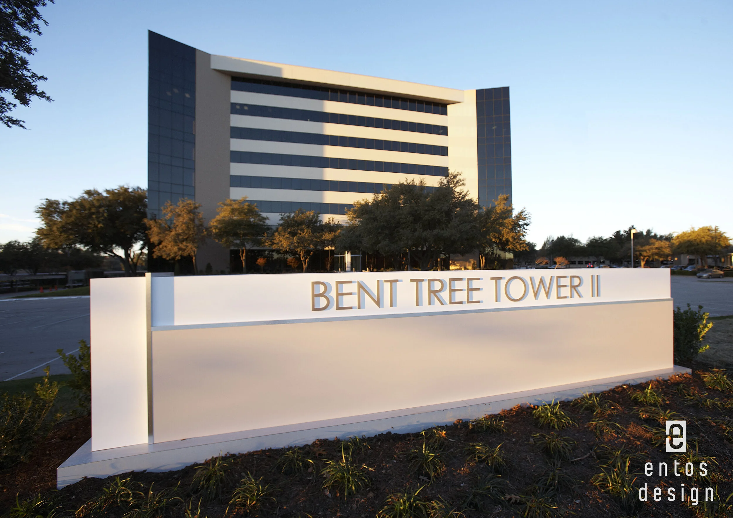 BTT_monument.jpg
