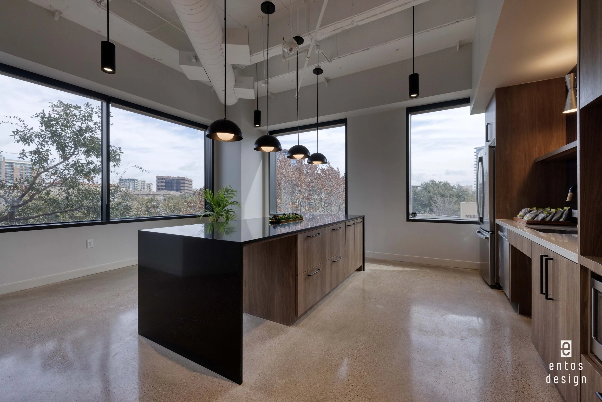 2401 Cedar Springs Spec Suites (14).jpg