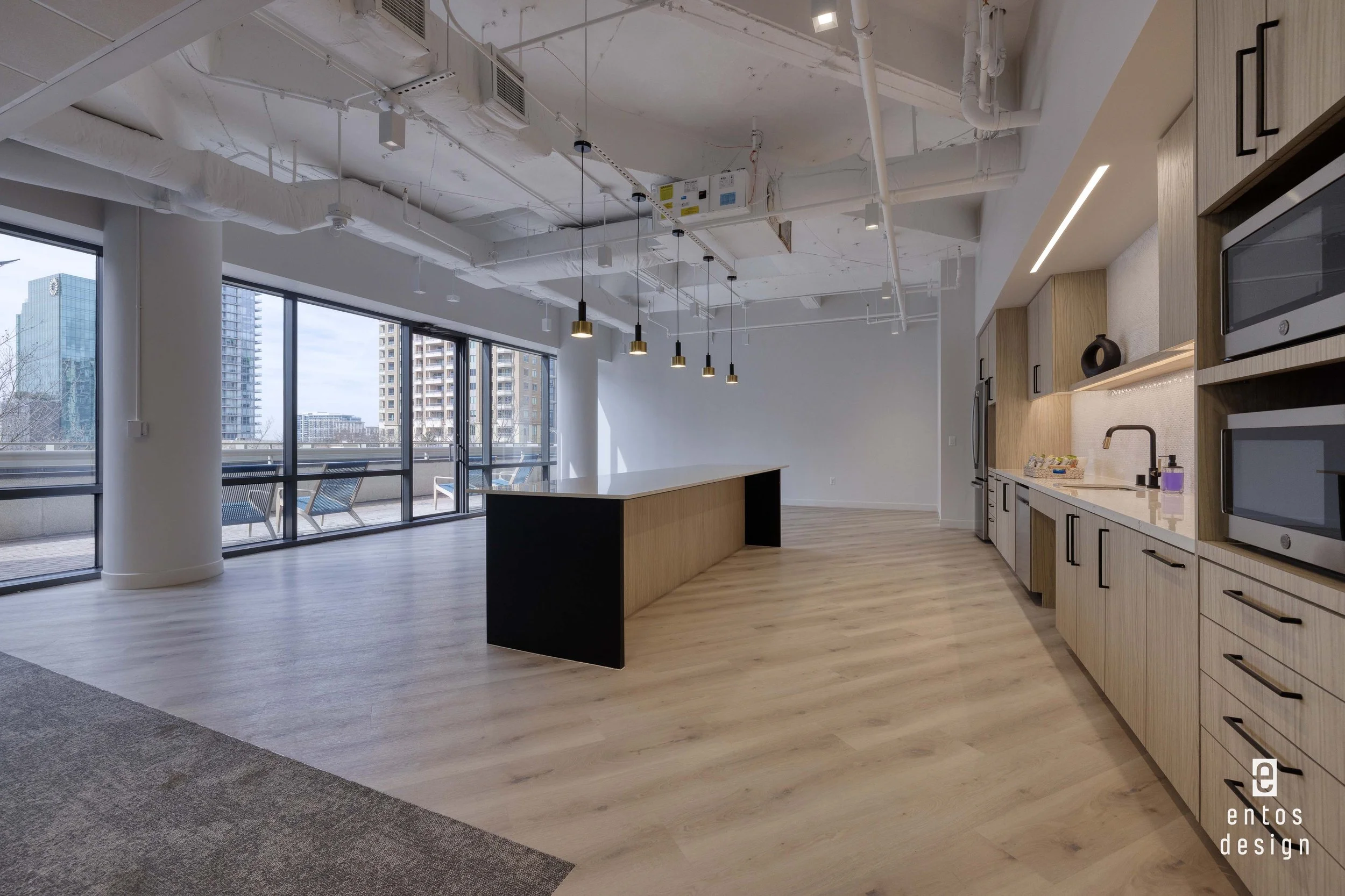 2401 Cedar Springs Spec Suites (21).jpg