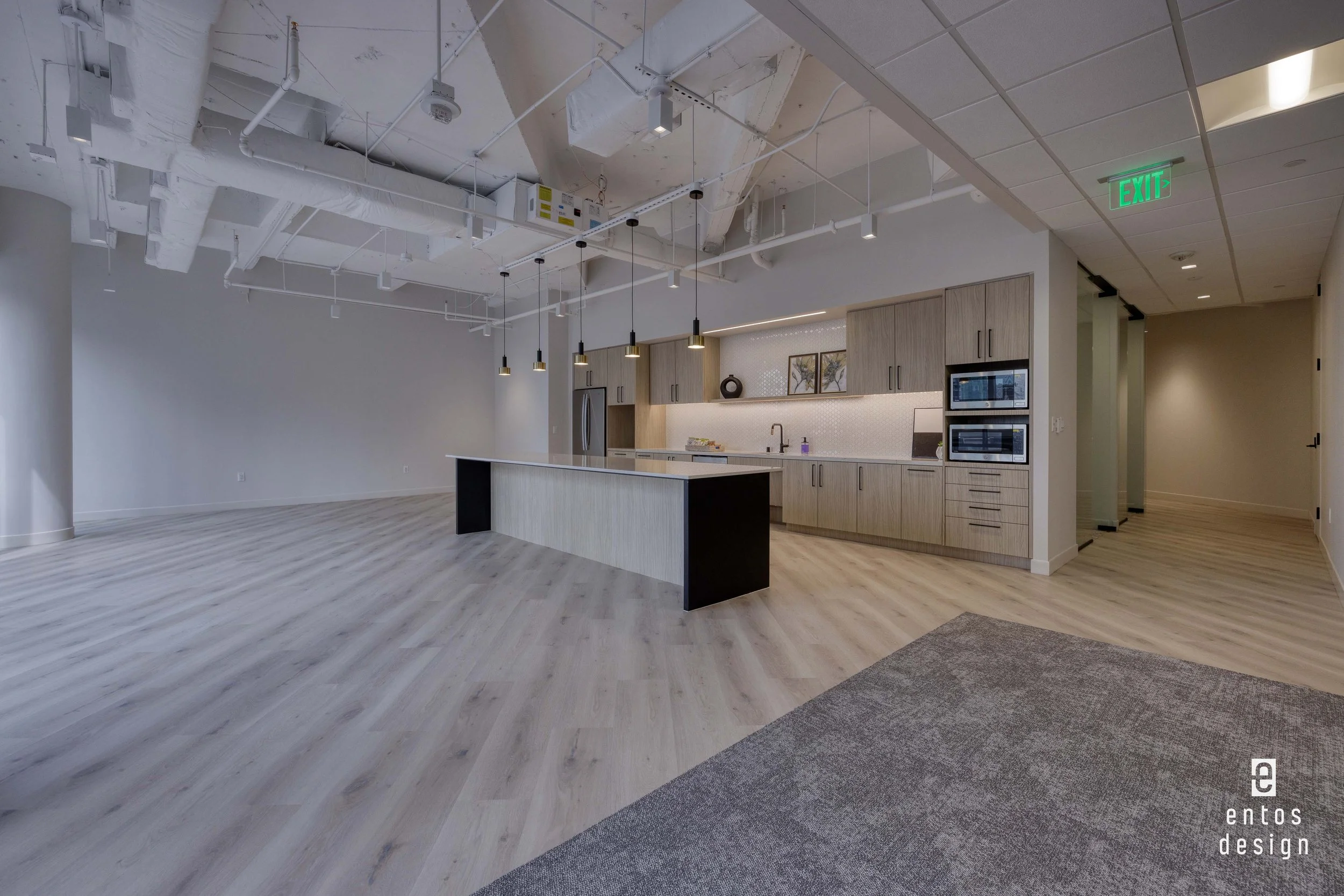 2401 Cedar Springs Spec Suites (23).jpg